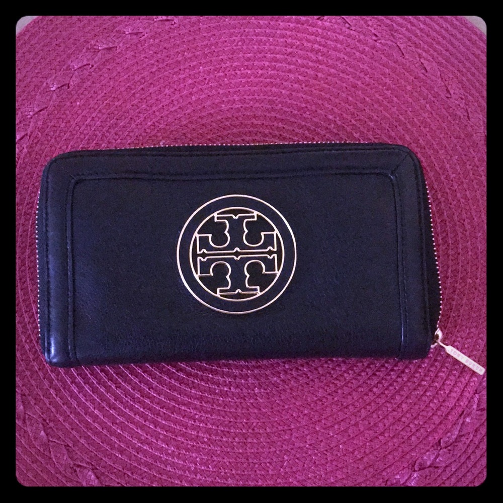 Tory Burch Amanda Wallet